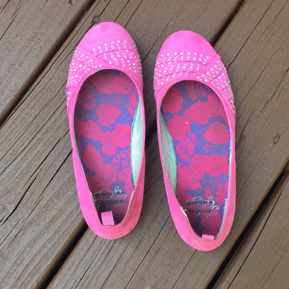 Girls flats